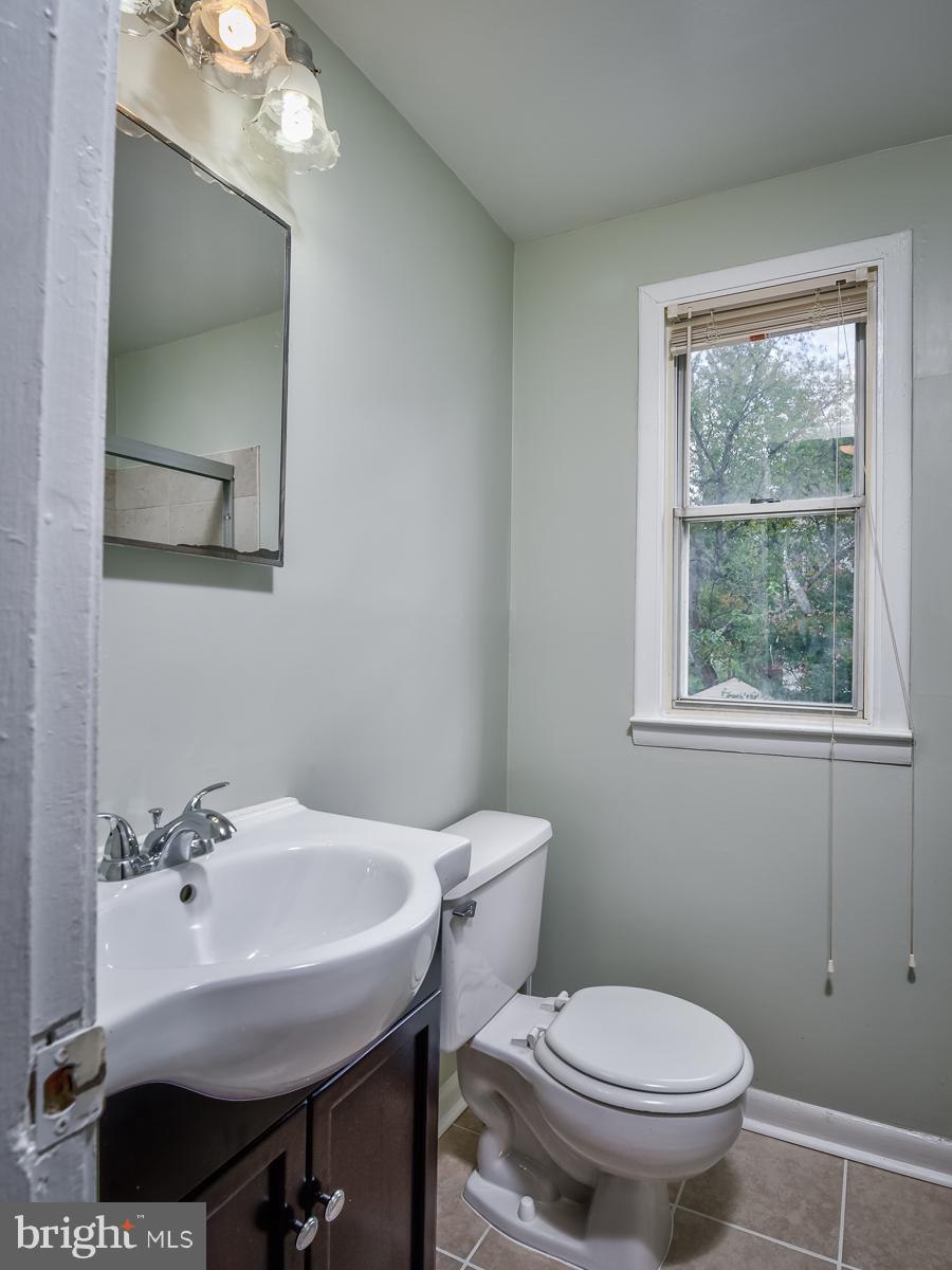 4626 Raleigh Road Temple Hills, MD 20748 - Photo 21 of 29 Bath