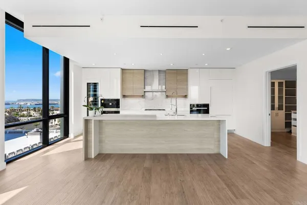 $13,000 | 2604 Fifth Avenue, Unit 702, San Diego, CA 92103