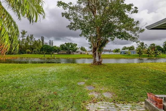a view of swimming pool and lake view