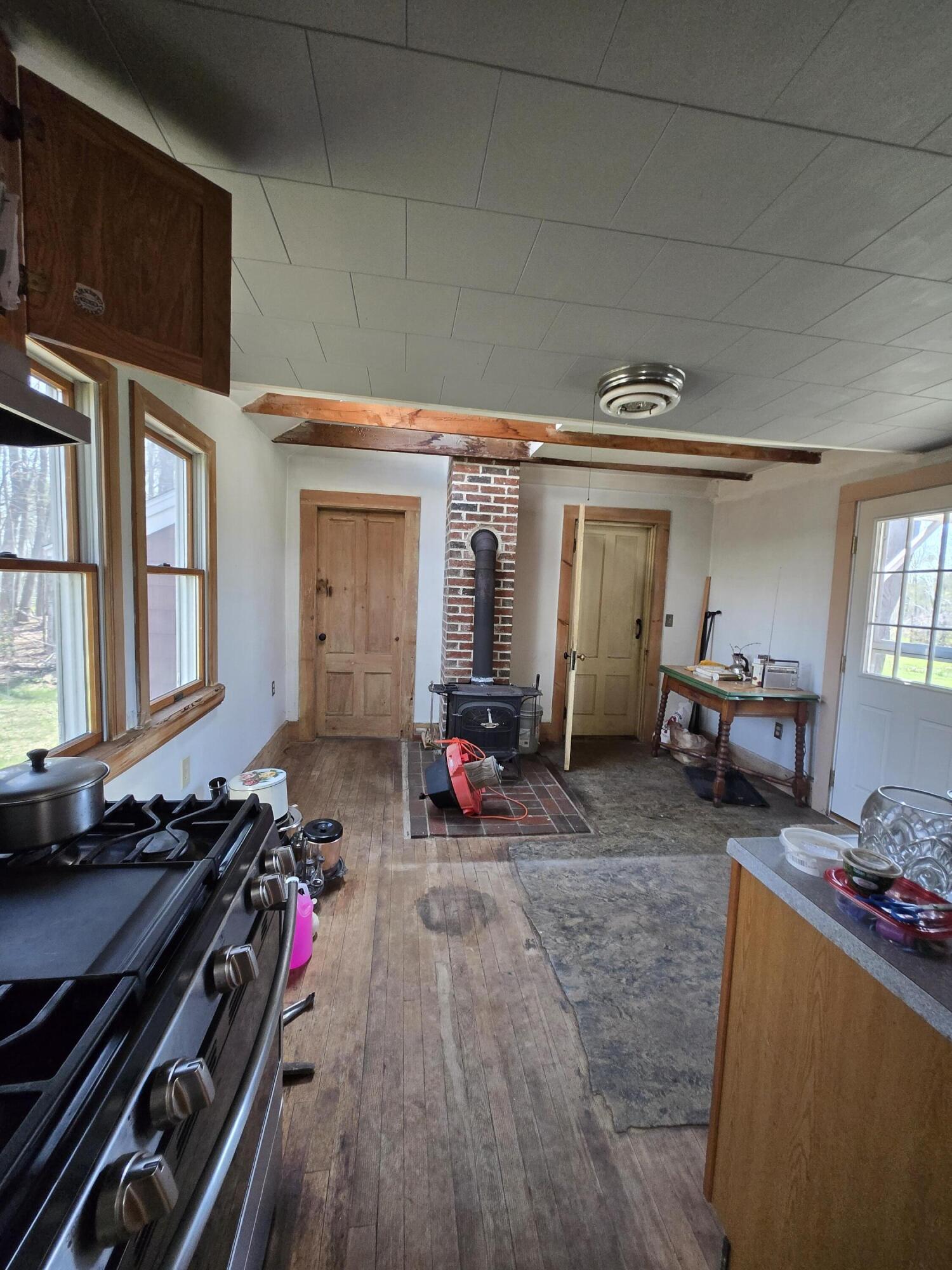 203 Winn Road Falmouth, ME 04105 - Photo 9 of 44 20260505_112413