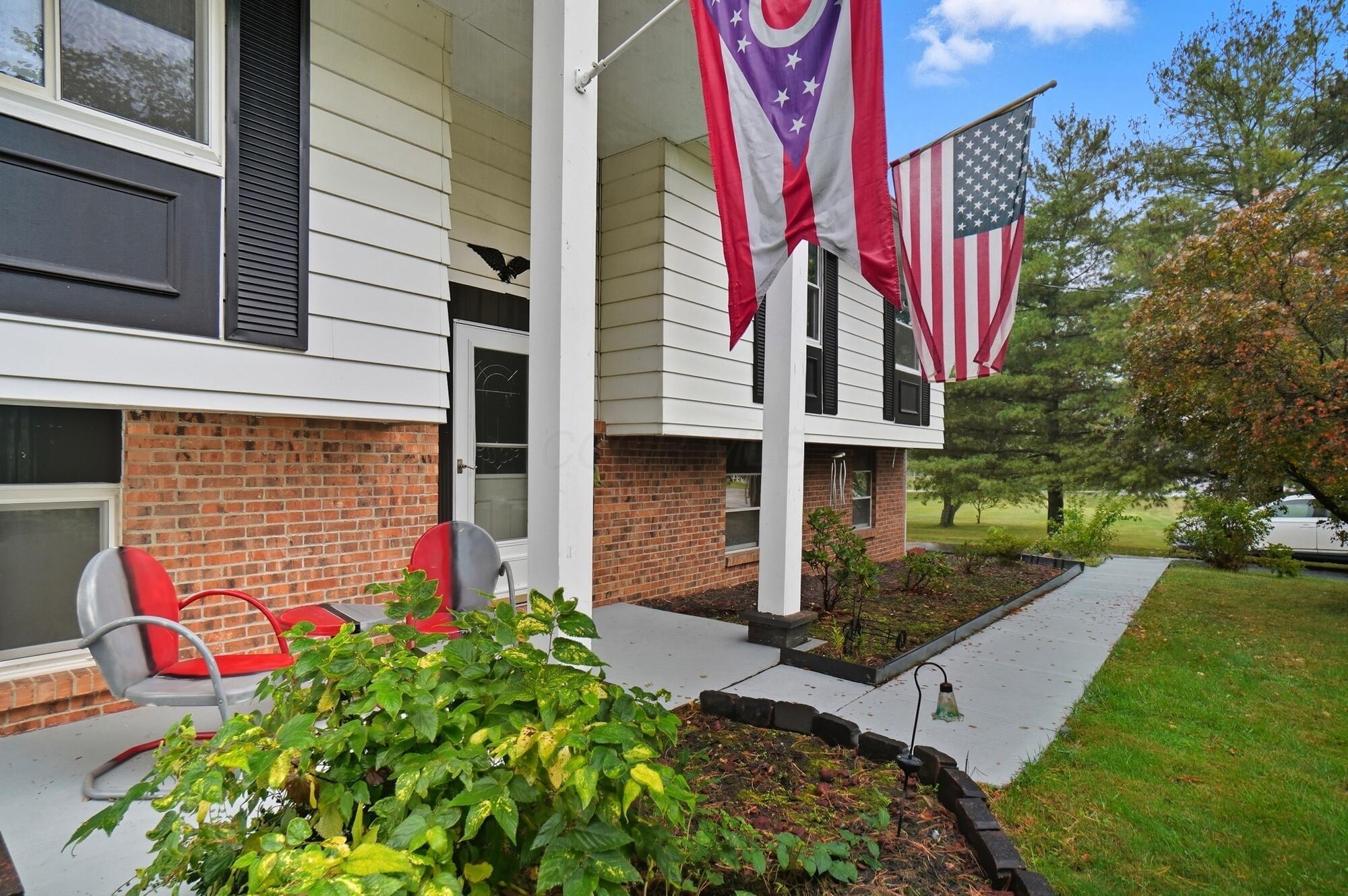 6285 Bausch Road Galloway, OH 43119 - Photo 4 of 54 034