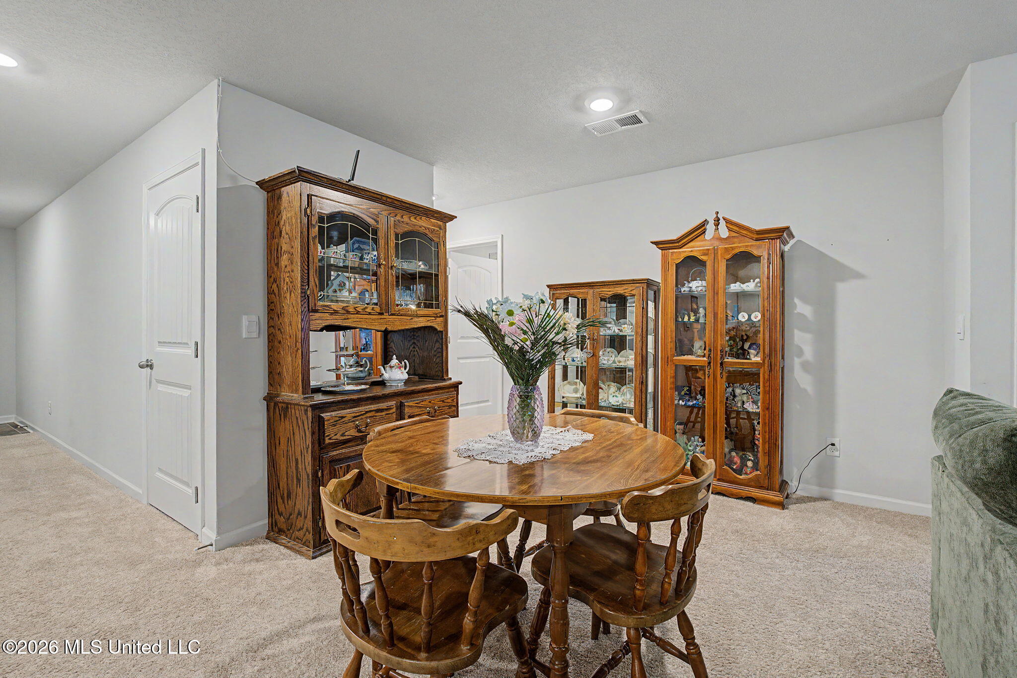 26 Lee Creek Road Byhalia, MS 38611 - Photo 11 of 29 11-web-or-mls-26 Lee Creek Ln-10