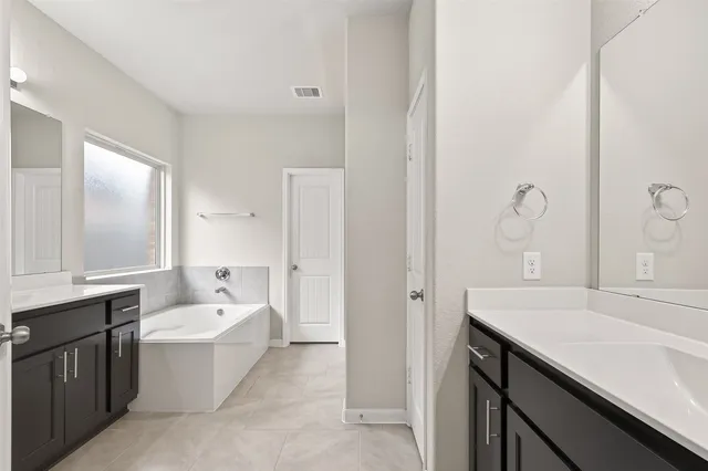 $2,250 | 219 Verde Lake Way, Rosenberg, TX 77469