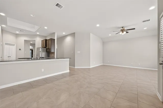 $2,250 | 219 Verde Lake Way, Rosenberg, TX 77469