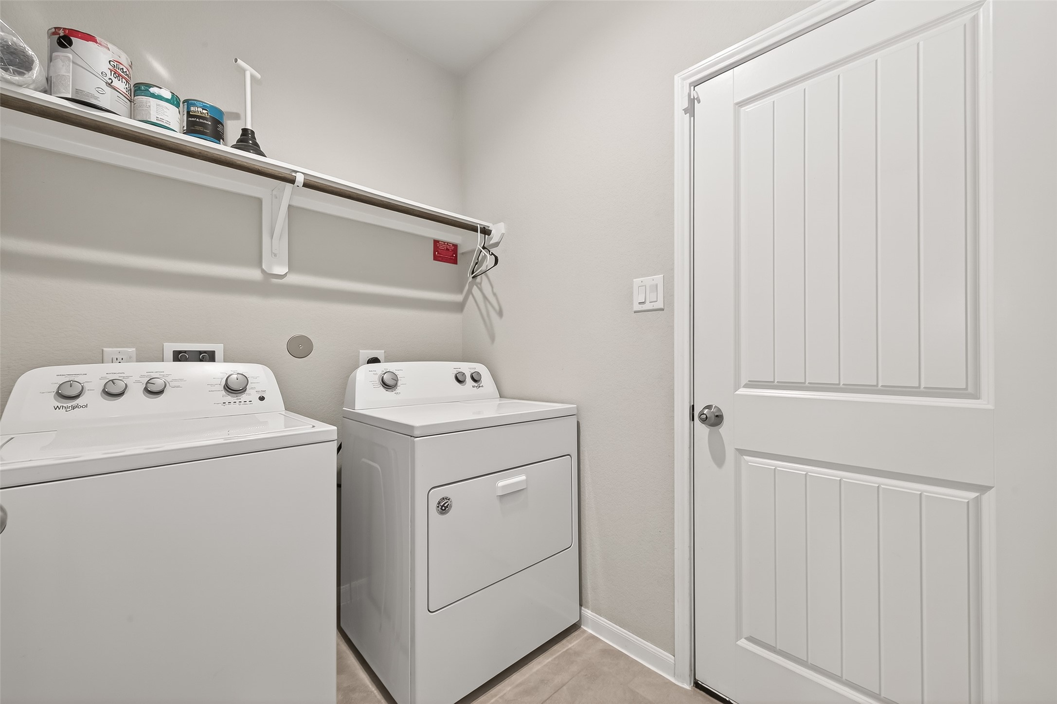 219 Verde Lake Way Rosenberg, TX 77469 - Photo 10 of 19 a utility room with dryer and washer