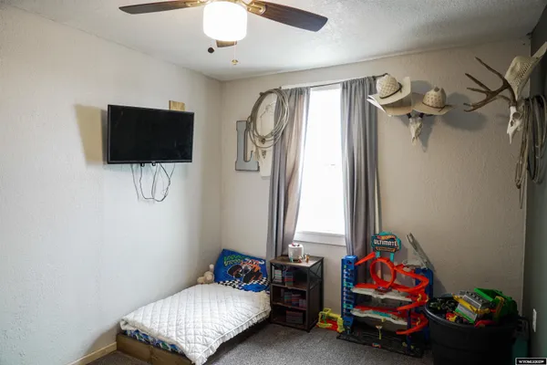 $232,999 | 710 South 5th Street, Glenrock, WY 82637