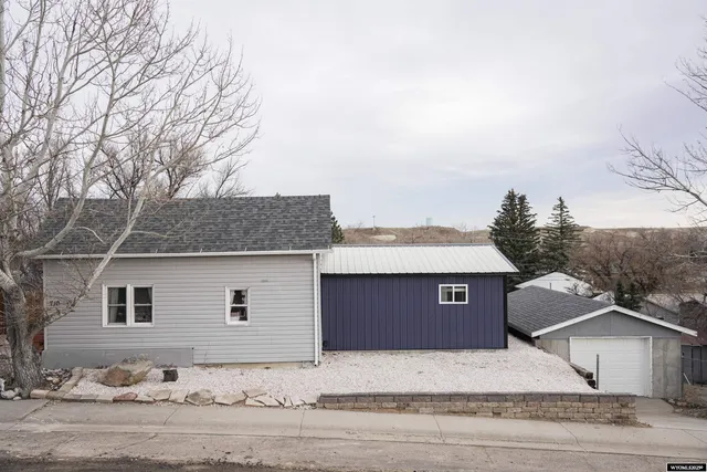 $265,000 | 710 South 5th Street, Glenrock, WY 82637