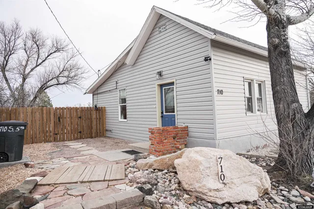 $265,000 | 710 South 5th Street, Glenrock, WY 82637