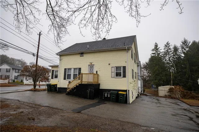 $1,600 | 304 Waterman Avenue, Smithfield, RI 02917