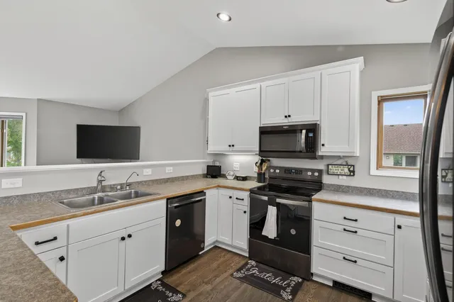 $450,000 | 20188 Farnham Avenue North, Forest Lake, MN 55025