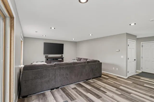 $450,000 | 20188 Farnham Avenue North, Forest Lake, MN 55025