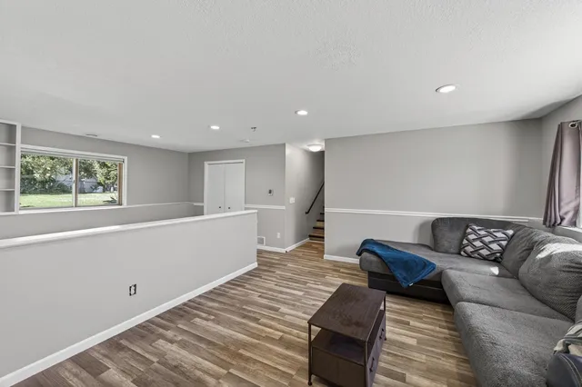 $450,000 | 20188 Farnham Avenue North, Forest Lake, MN 55025