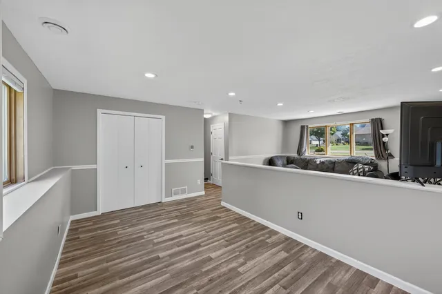 $450,000 | 20188 Farnham Avenue North, Forest Lake, MN 55025