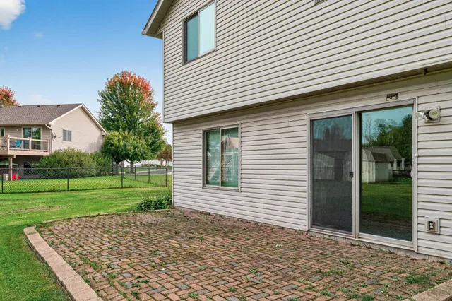 $450,000 | 20188 Farnham Avenue North, Forest Lake, MN 55025