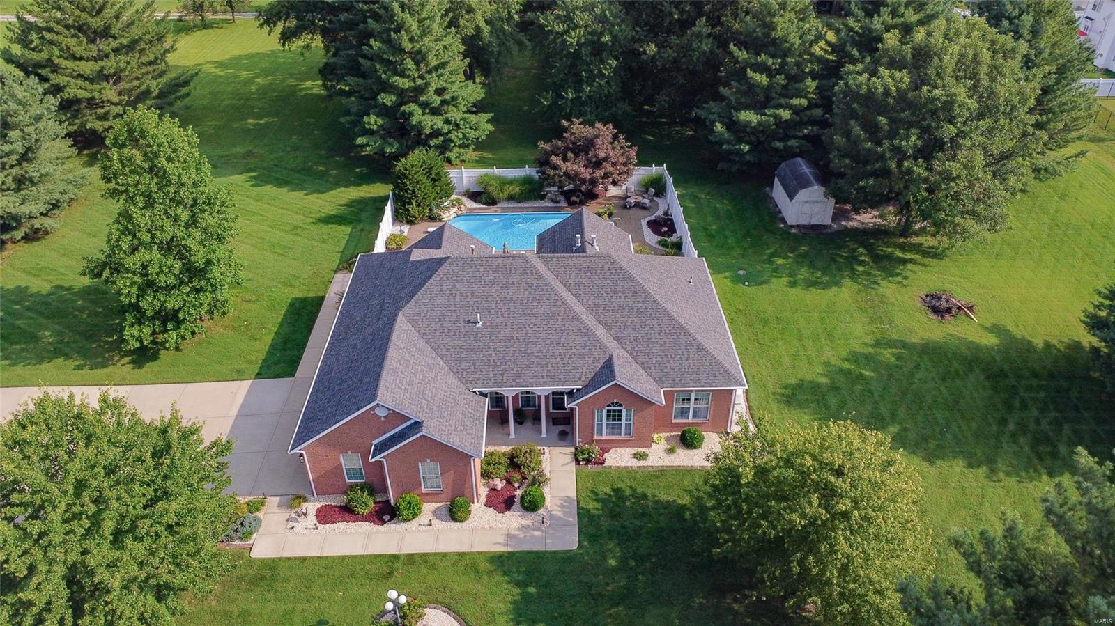 520 Coventry Road Troy, IL 62294 - Photo 4 of 49