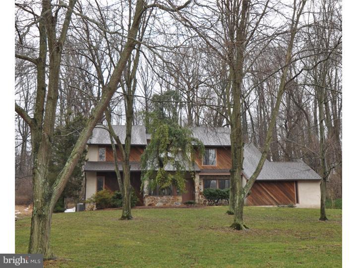 33 Roberts Road Newtown Square, PA 19073 - Photo 2 of 24 Exterior Front