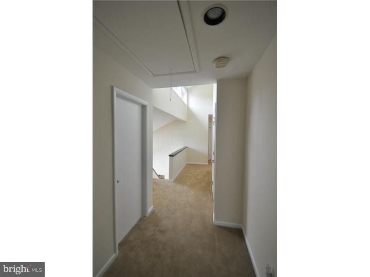 33 Roberts Road Newtown Square, PA 19073 - Photo 21 of 24 Hallway