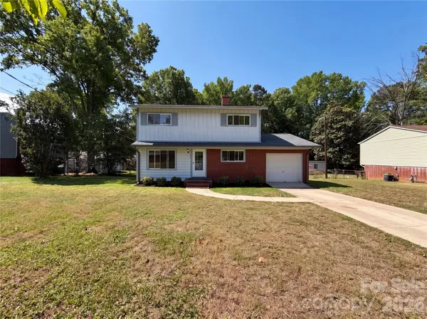 $215,000 | 1508 West Colonial Drive, Salisbury, NC 28144