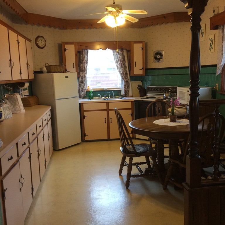107 Spencer Street Fall River, MA 02721 - Photo 4 of 13 Gallery Image 4