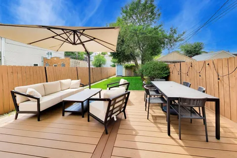 $700,000 | 1740 North Washtenaw Avenue, Chicago, IL 60647
