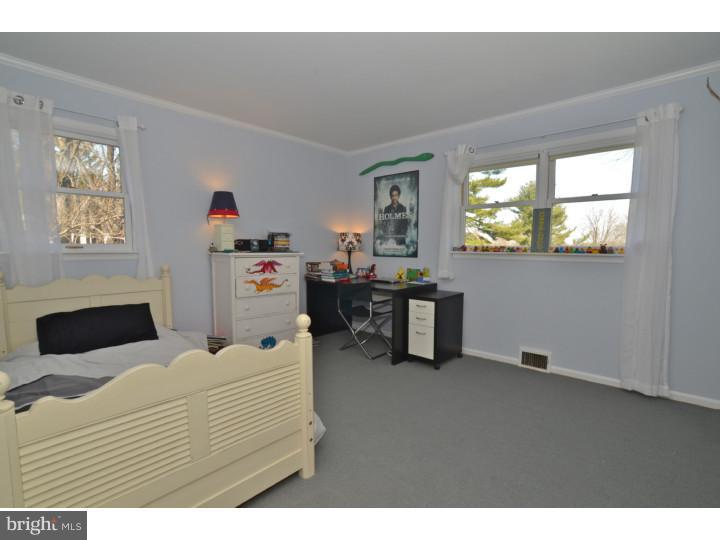992 Mercer Road Princeton, NJ 08540 - Photo 14 of 23