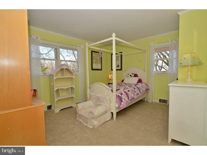 992 Mercer Road Princeton, NJ 08540 - Photo 15 of 23