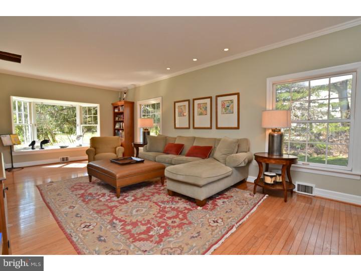 992 Mercer Road Princeton, NJ 08540 - Photo 6 of 23