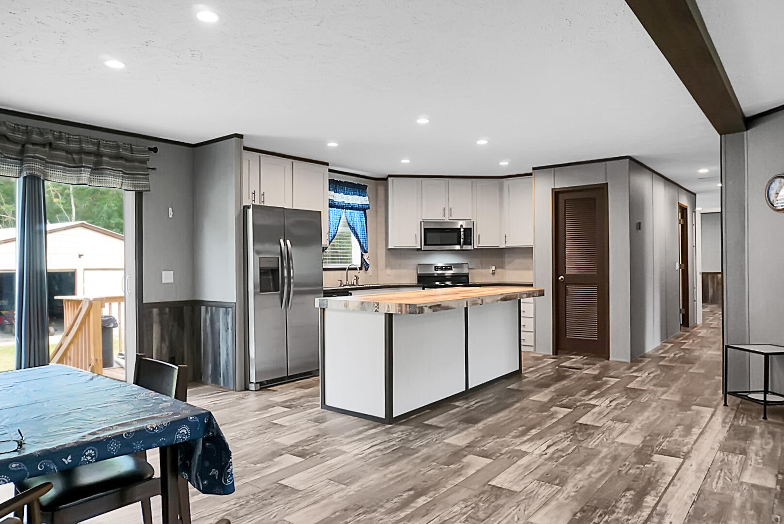 317 Pooshee Plantation Way Bonneau, SC 29431 - Photo 12 of 57 DSC08678