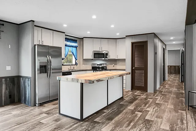 $394,000 | 317 Pooshee Plantation Way, Bonneau, SC 29431