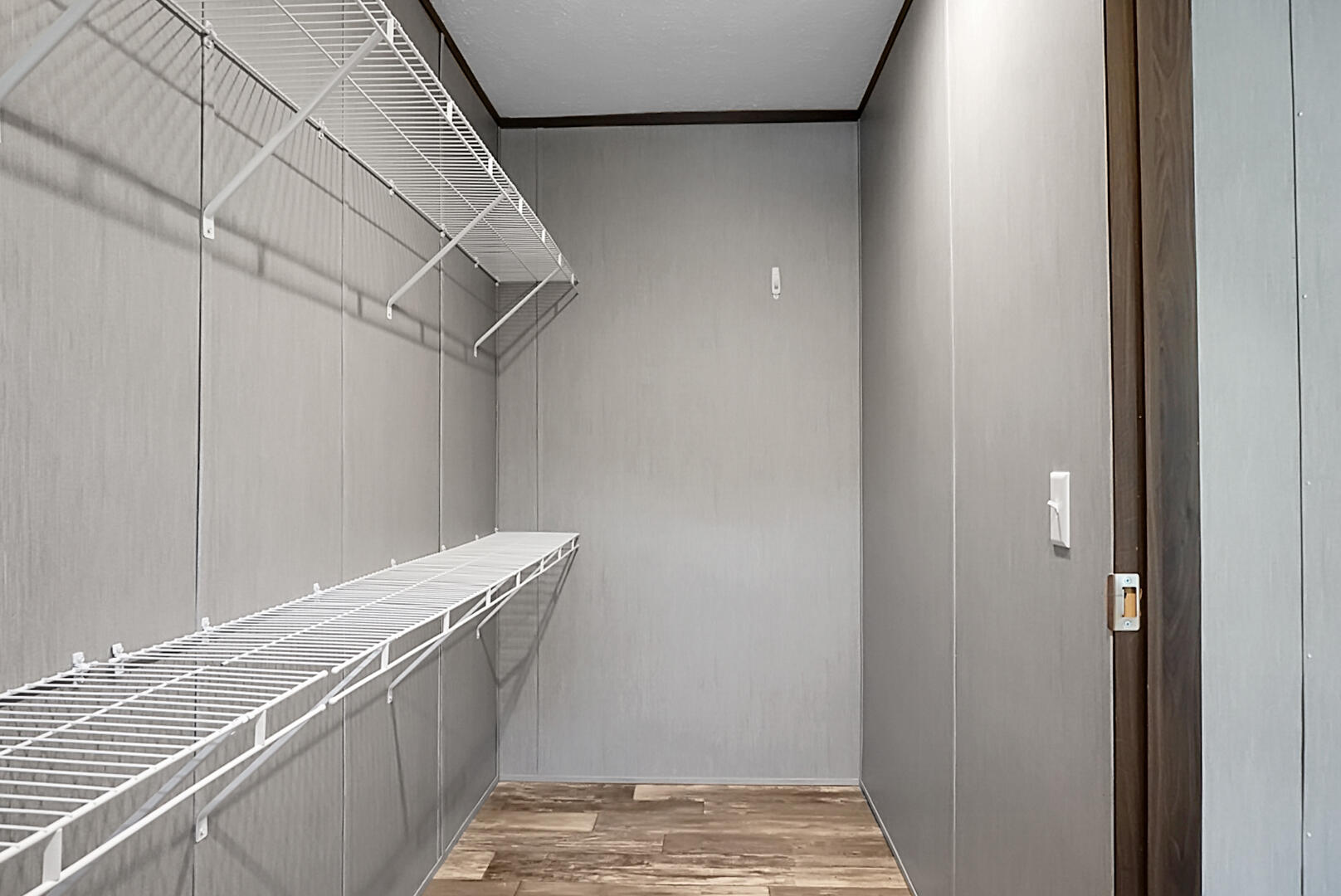 317 Pooshee Plantation Way Bonneau, SC 29431 - Photo 28 of 57 Owner's closet