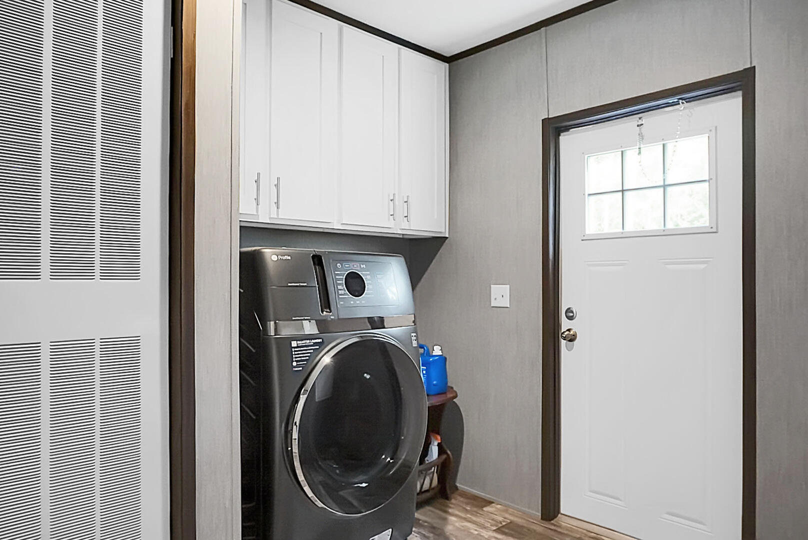 317 Pooshee Plantation Way Bonneau, SC 29431 - Photo 29 of 57 Laundry room