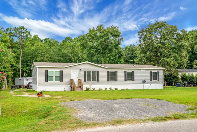 $394,000 | 317 Pooshee Plantation Way, Bonneau, SC 29431