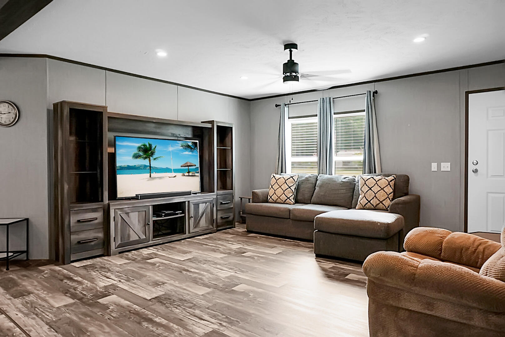 317 Pooshee Plantation Way Bonneau, SC 29431 - Photo 9 of 57 DSC08666