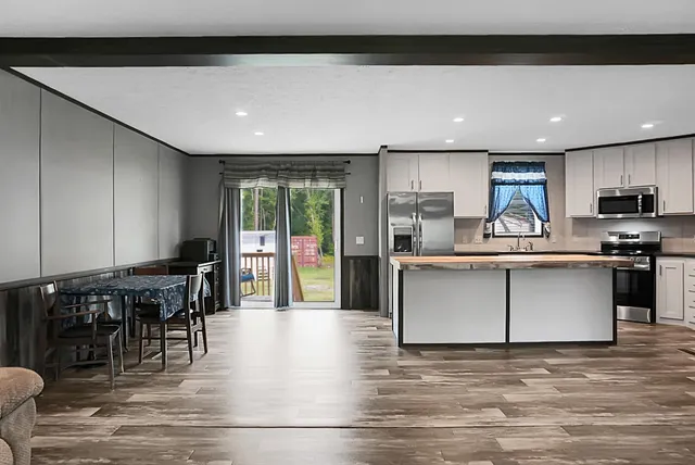 $394,000 | 317 Pooshee Plantation Way, Bonneau, SC 29431