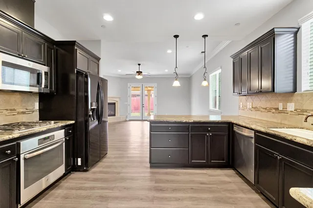 $489,000 | 798 South Michelle Avenue, Kerman, CA 93630