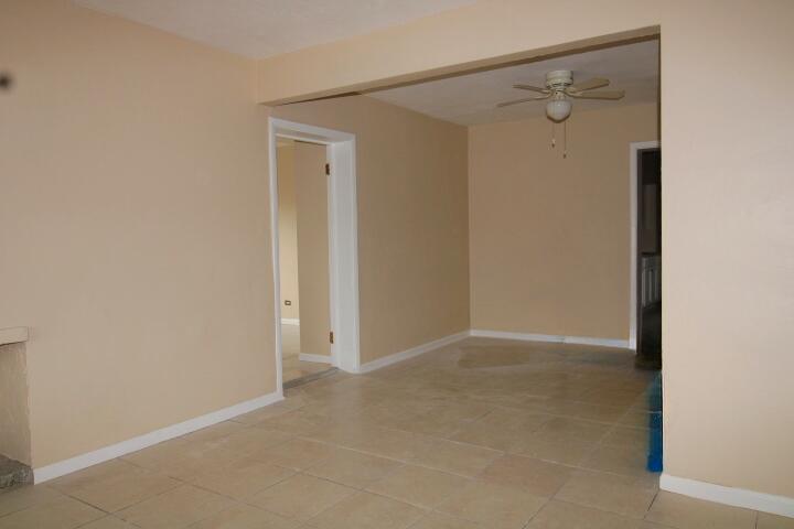 1417 West 32nd Street Riviera Beach, FL 33404 - Photo 5 of 16 IMG_1140_inPixio (2)