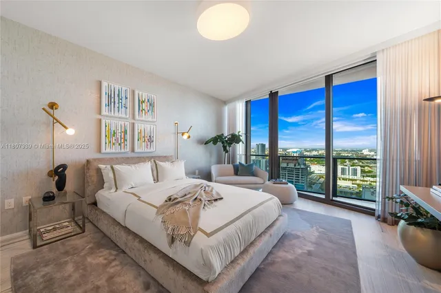 $7,650,000 | 1000 Biscayne Boulevard, Unit 3201, Miami, FL 33132