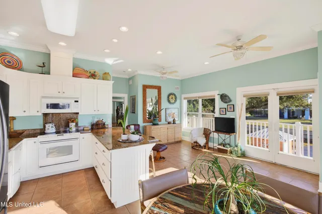 $729,000 | 470 West Beach Boulevard, Long Beach, MS 39560