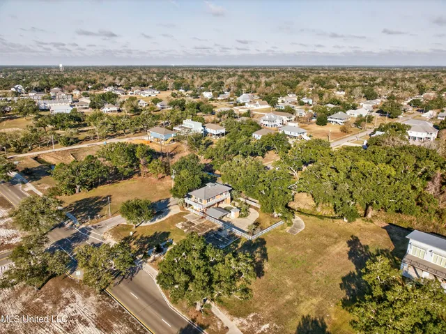 $729,000 | 470 West Beach Boulevard, Long Beach, MS 39560
