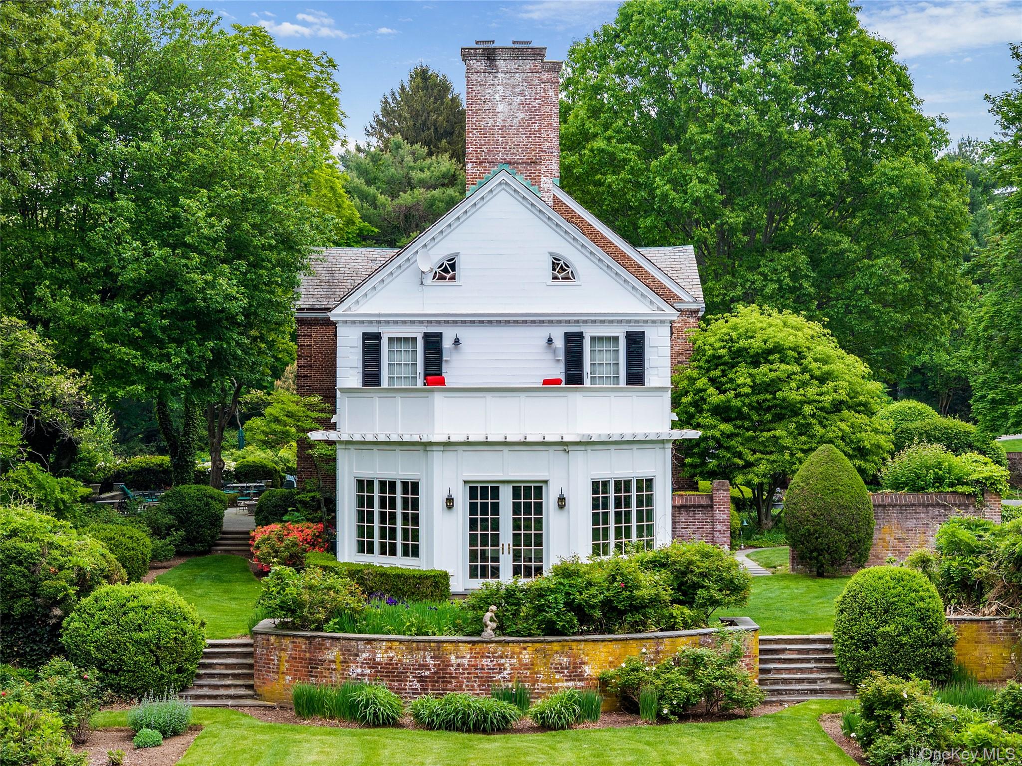 52 Piping Rock Road Locust Valley, NY 11560 - Photo 24 of 27