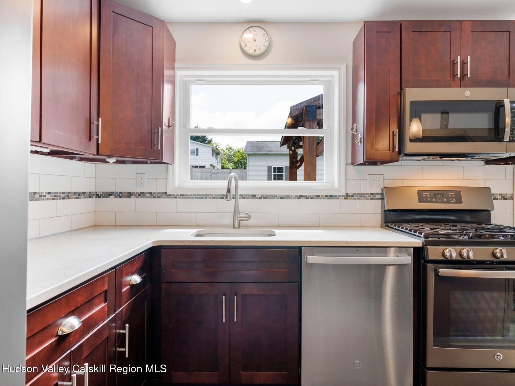11 Hoppenstedt Road Wallkill, NY 12589 - Photo 8 of 41 photo_online_019