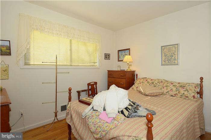 501 Waterford Road Silver Spring, MD 20901 - Photo 11 of 21 Bedroom (Master)