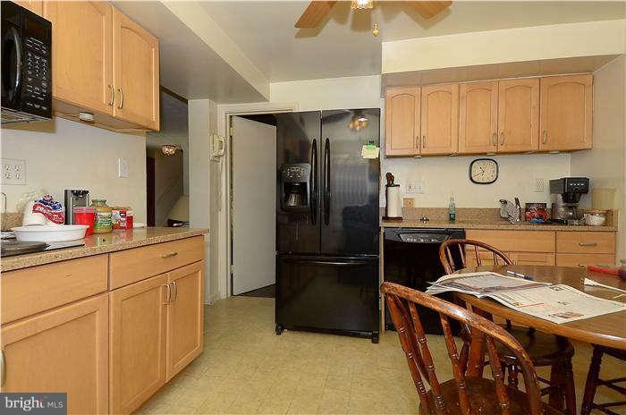 501 Waterford Road Silver Spring, MD 20901 - Photo 4 of 21 Kitchen