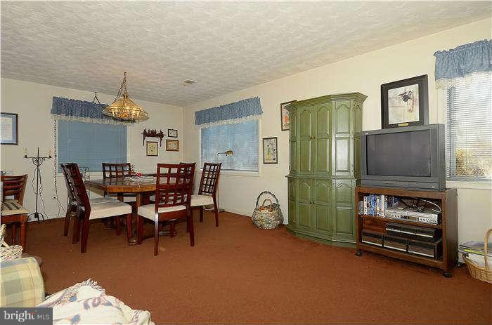 501 Waterford Road Silver Spring, MD 20901 - Photo 8 of 21 Family Room