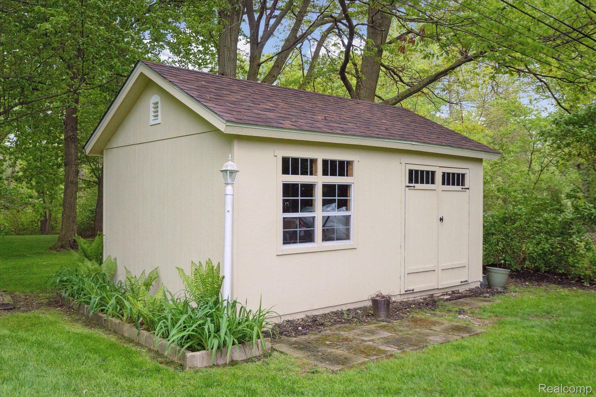 6859 Meldrum Road Fair Haven, MI 48023 - Photo 29 of 38 Gallery Image 29