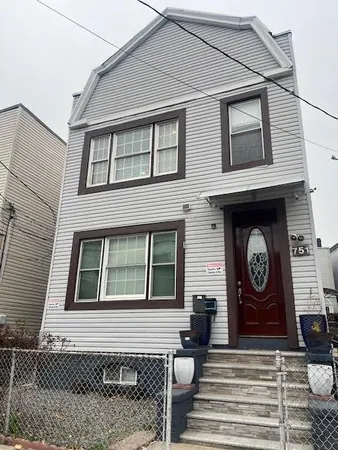 $1,850 | 751 Garfield Avenue, Jersey City, NJ 07305