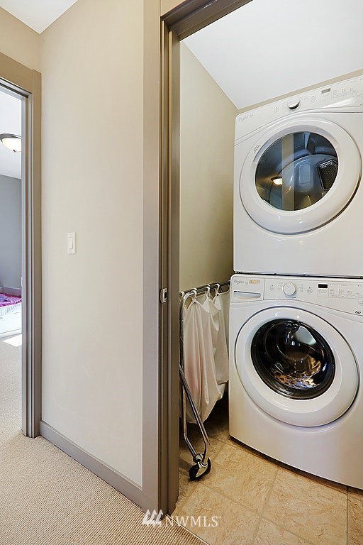 3949 Southwest Oregon Street Seattle, WA 98116 - Photo 11 of 22 Gallery Image 11