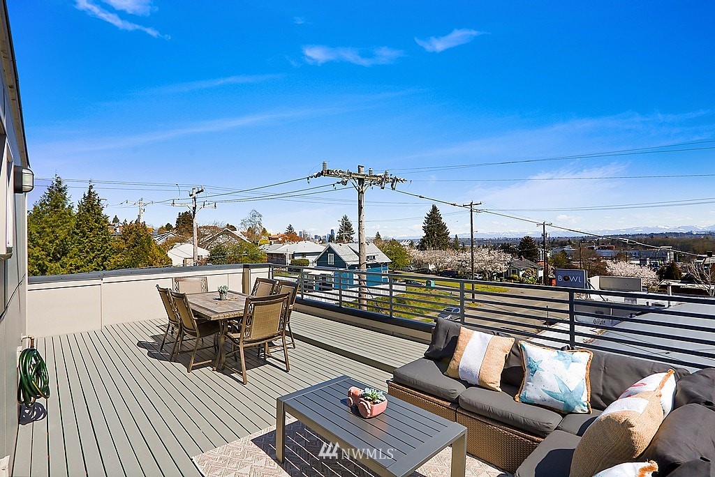 3949 Southwest Oregon Street Seattle, WA 98116 - Photo 16 of 22 Gallery Image 16