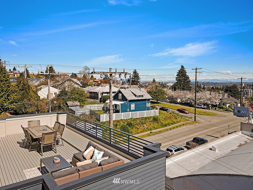 3949 Southwest Oregon Street Seattle, WA 98116 - Photo 18 of 22 Gallery Image 18