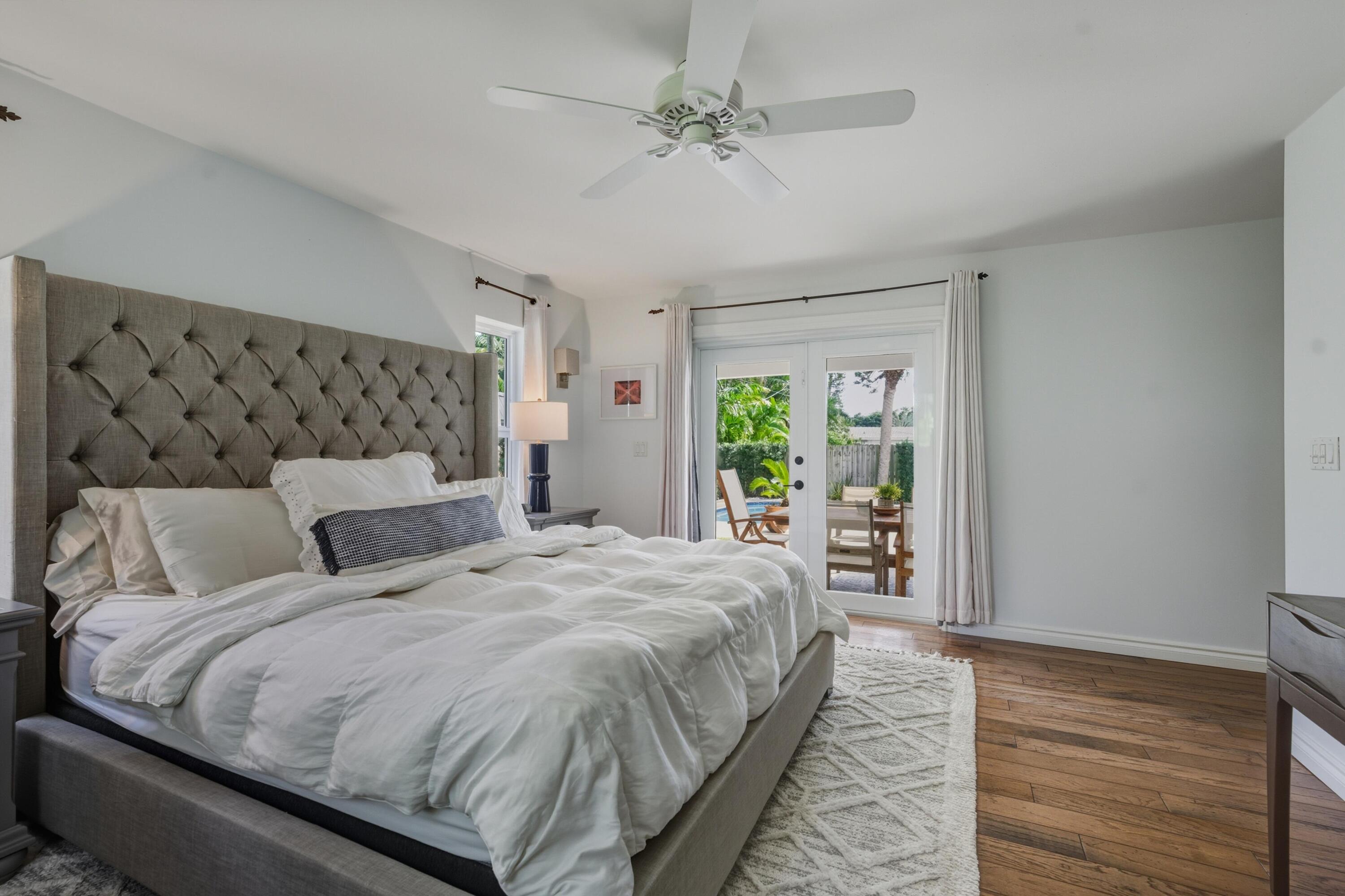 2642 Northeast 26th Terrace Lighthouse Point, FL 33064 - Photo 15 of 52 16